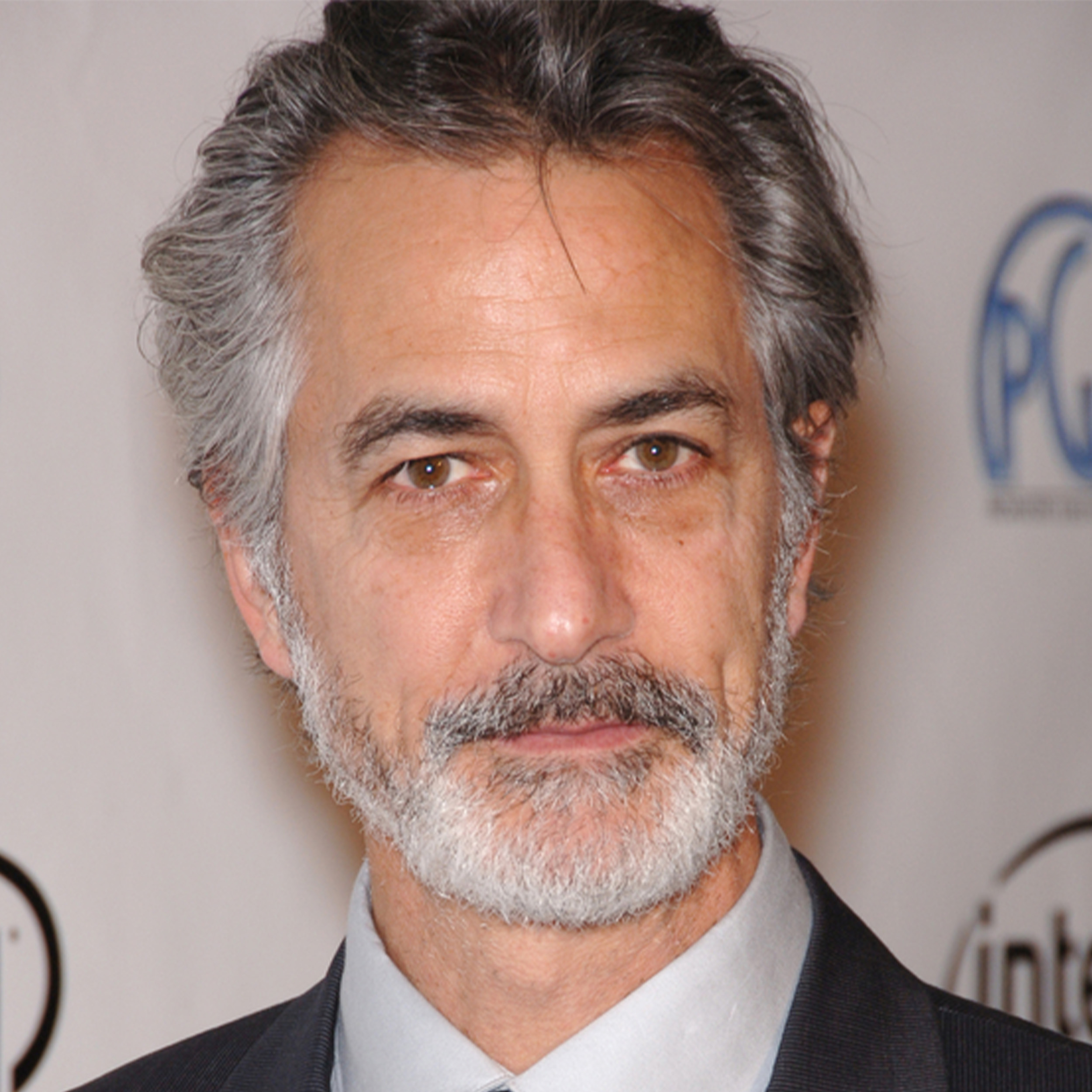 David Strathairn